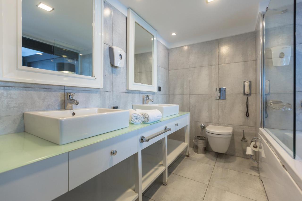 Efe Hotel Kusadasi Bagian luar foto